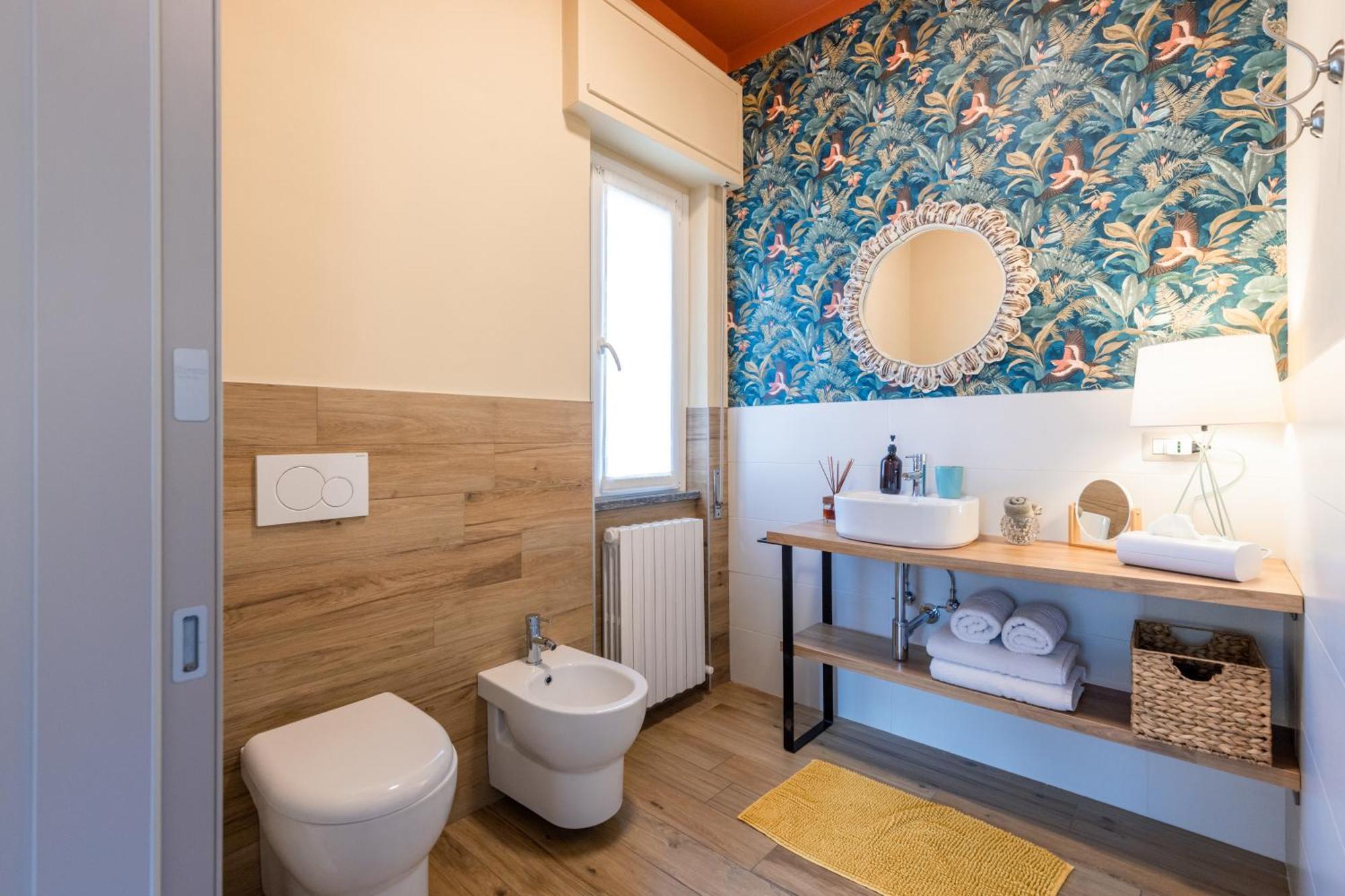B&B Tra I Laghi Casale Corte Cerro ภายนอก รูปภาพ