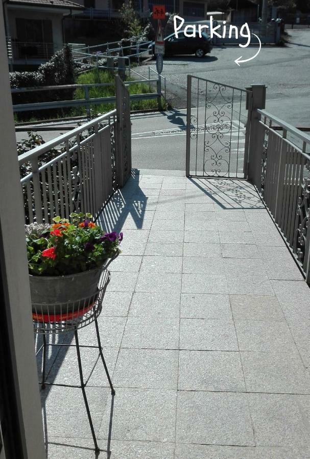 B&B Tra I Laghi Casale Corte Cerro ภายนอก รูปภาพ